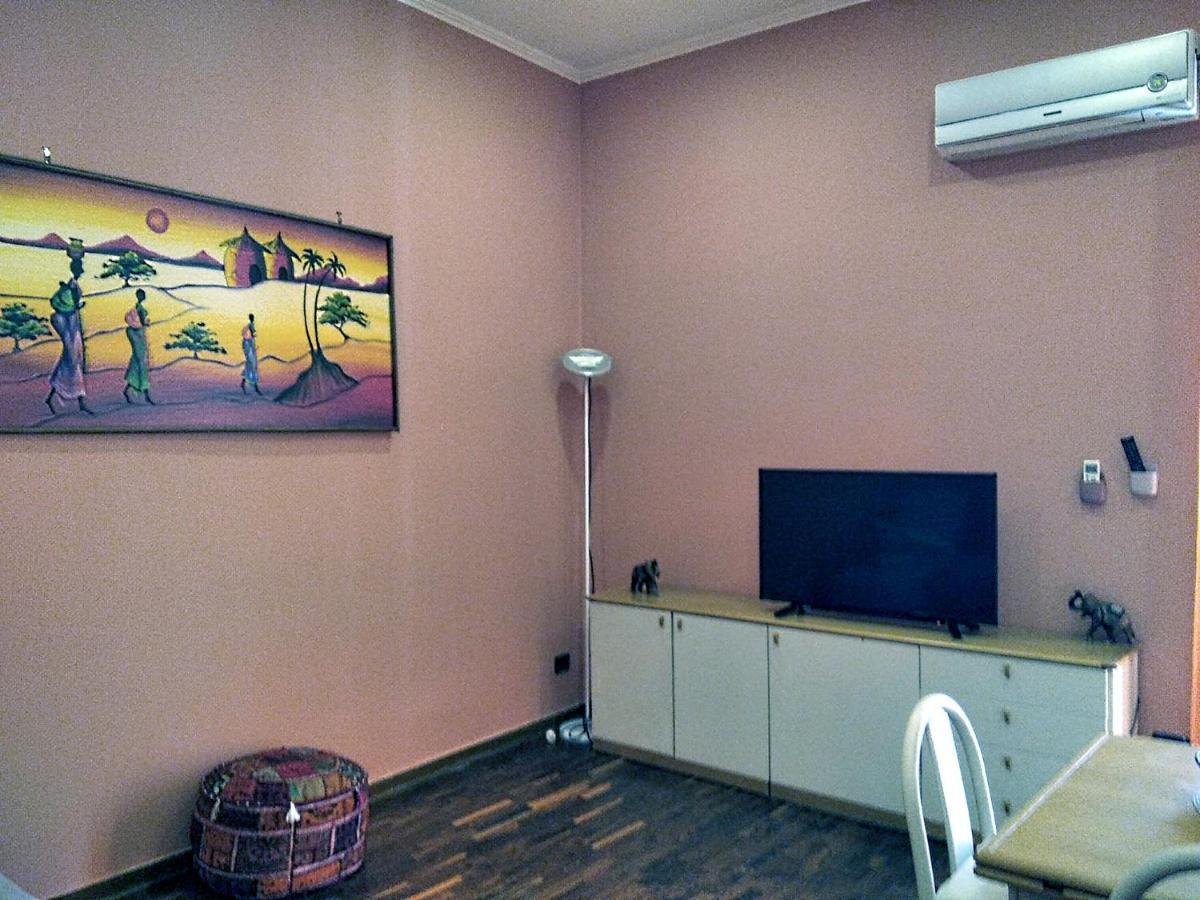 Jamila Apartment Napoli Esterno foto